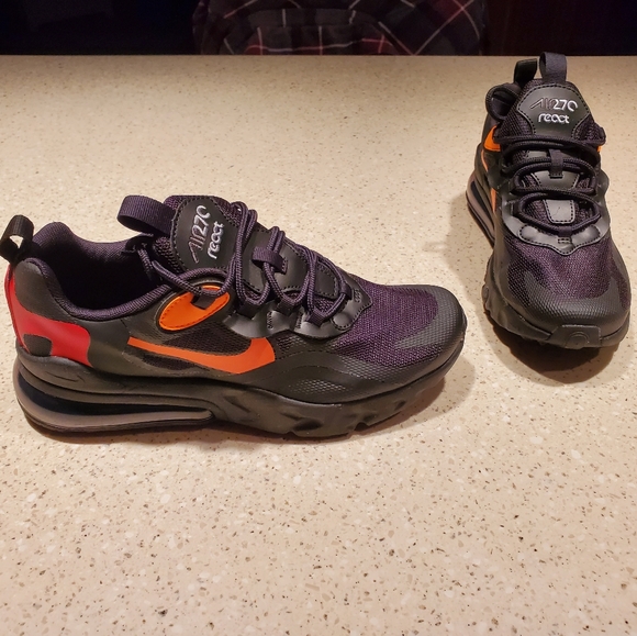🆕️ NEW Nike Air Max 270 React 'Black Magma Orange' 🍊 - Picture 5 of 14